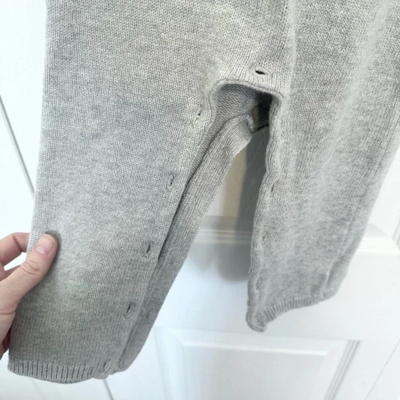 BABY GAP Gray Mickey Mouse Kids Sweater Bodysuit 18-24 months - Picture 5 of 6